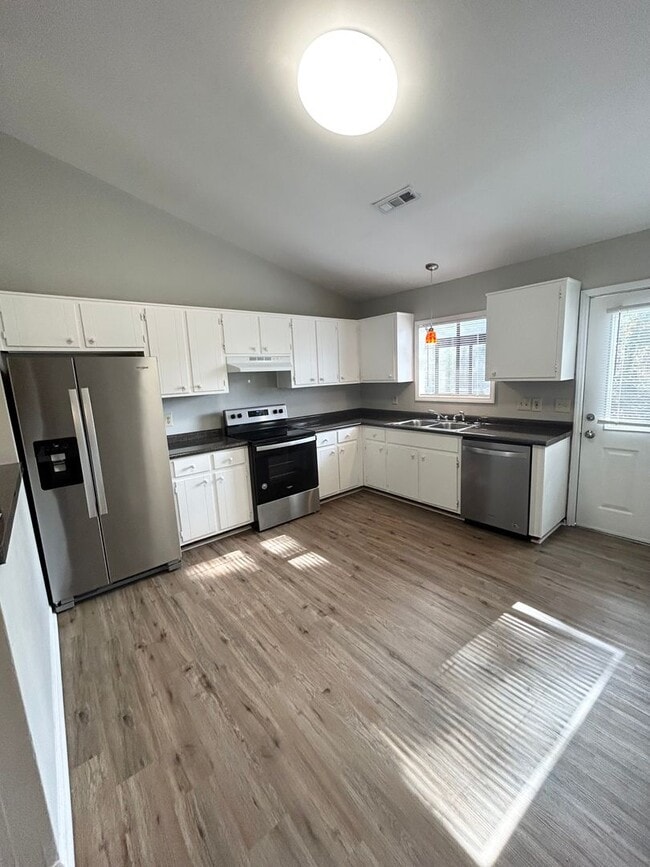 Building Photo - Welcome to Village Cedars!