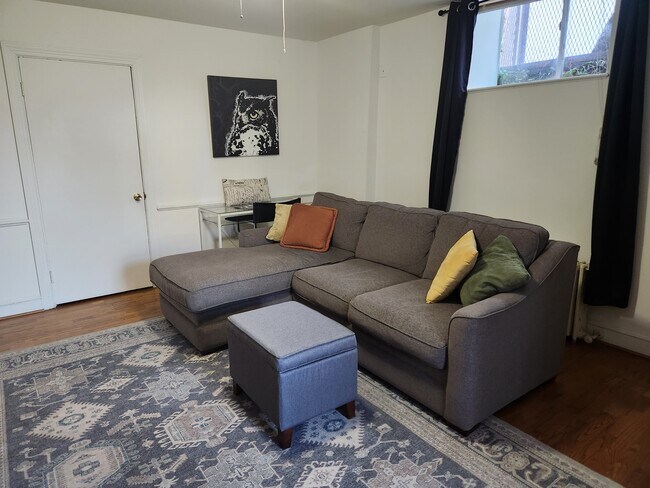 Foto del edificio - 342 Fairmont Ave, Apt #8