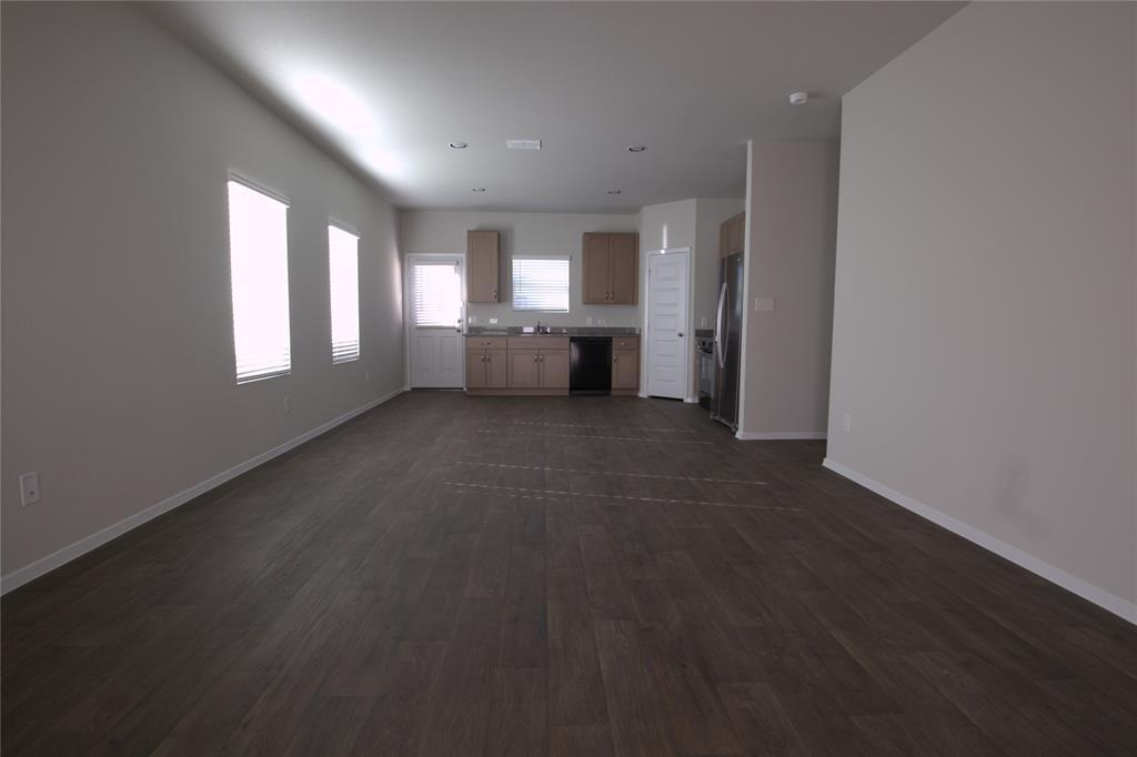 Foto del edificio - 13410 Riding Dr