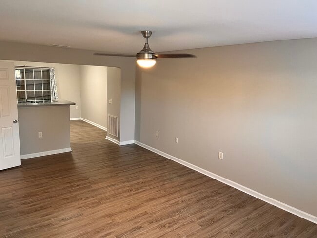 Building Photo - 114 Harbor Haven Dr