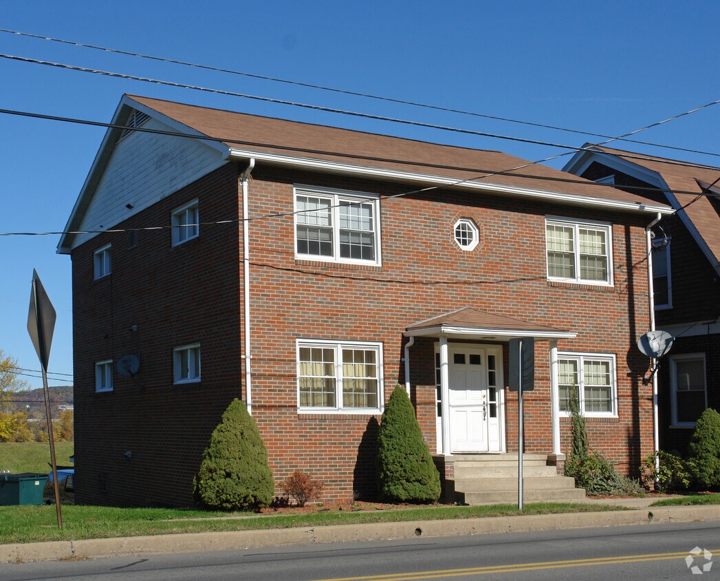 1710 Riverside Dr, Williamsport, PA 17702 Apartments in Williamsport