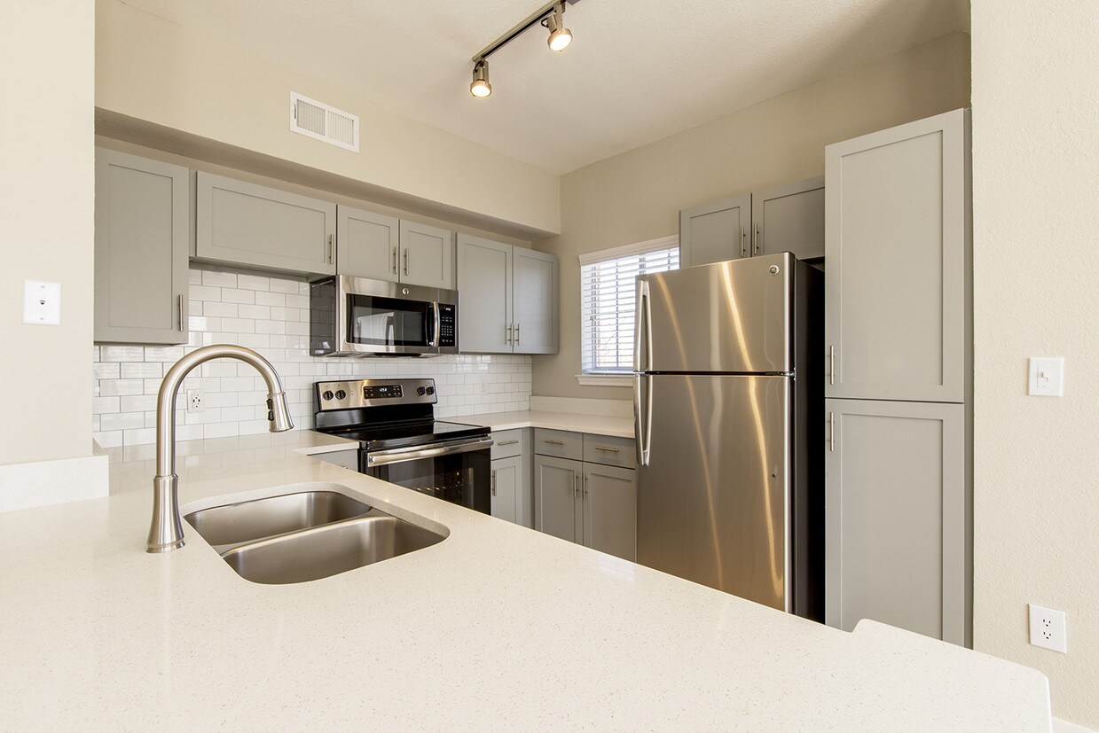 Reagan At Bear Creek Rentals Euless, TX