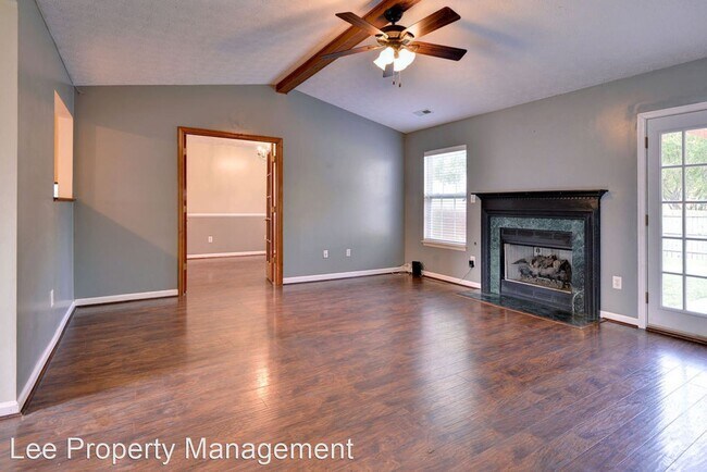 Foto del edificio - 3 br, 2 bath House - 10 Kaitlyn Circle
