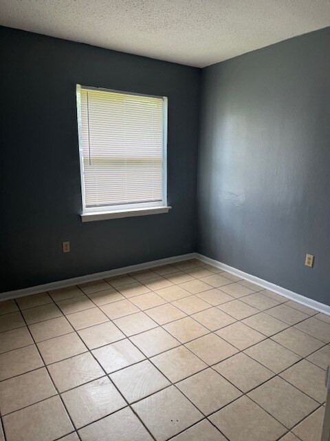 Foto del edificio - 3918 Monterey Dr