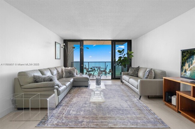 Foto del edificio - 2201 S Ocean Dr