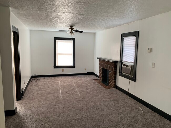 Living room - 2310 Natchez Ave
