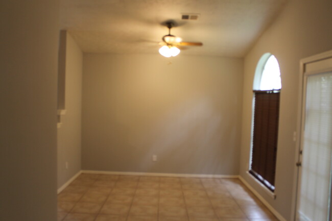 Dining Room Area - 3049 Oakvale Heights