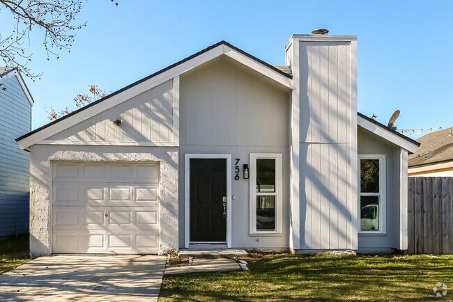 Building Photo - 756 Century 21 Dr