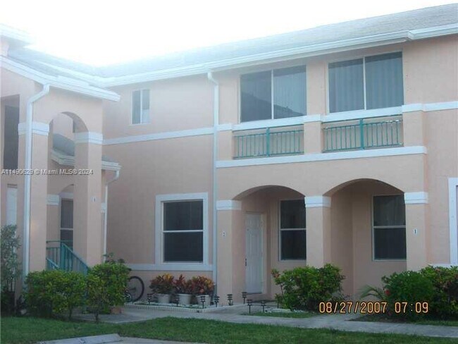 Building Photo - 21300 NE 8th Ct