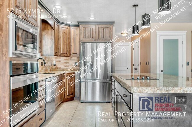 Foto del edificio - 5215 Kymball Ave