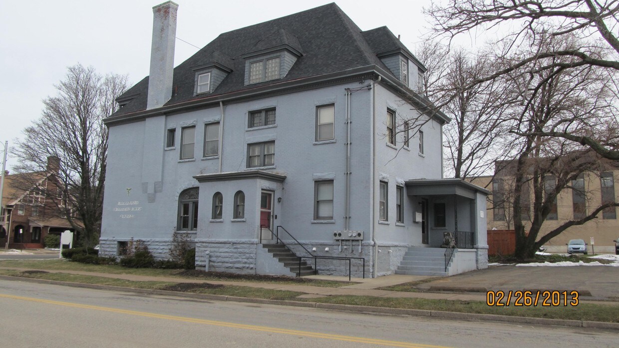 Building Photo - Battersby Chiropratic Center