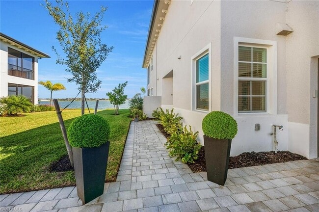 Building Photo - 16570 Ridgeview Cir