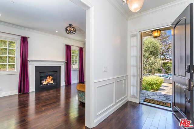 Foto del edificio - 534 N Martel Ave