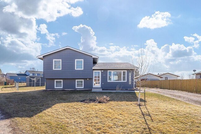 Building Photo - 104 Starling Ct