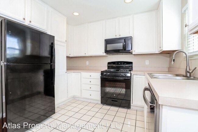 Building Photo - 4 br, 1.5 bath House - 799 Serben Drive