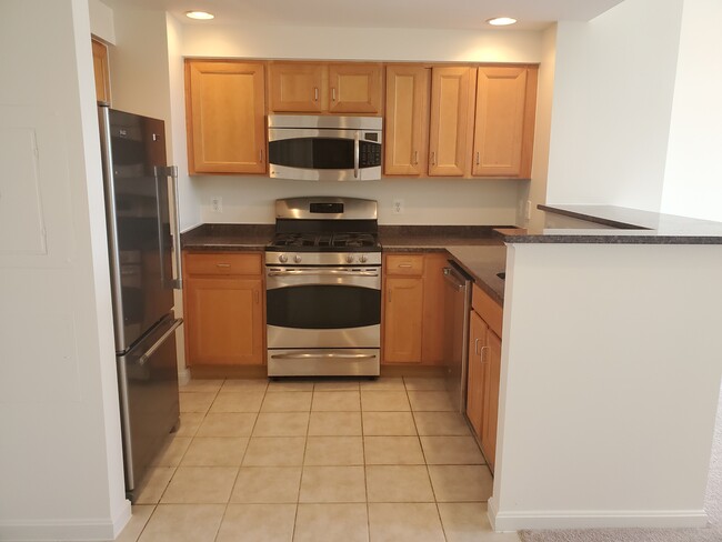 Building Photo - 4480 Market Commons Dr