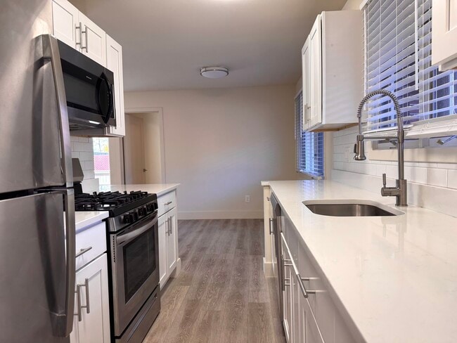 Foto del edificio - 110 Montoya Dr