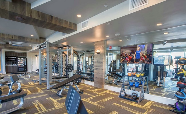 Building Photo - 165 Cambridgepark Dr