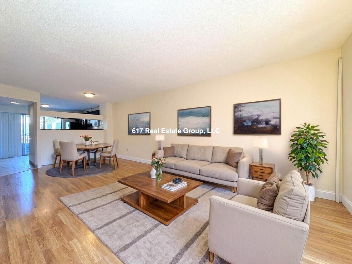 Foto principal - 154 N Beacon St