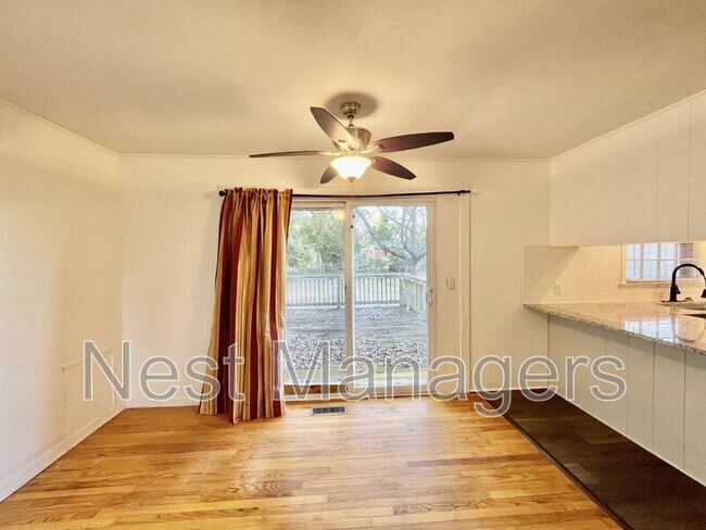 Foto del edificio - 3522 Thomas Dr