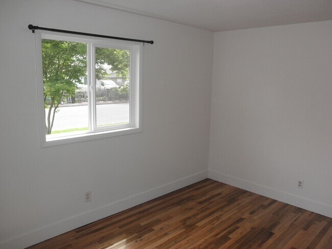 Foto del edificio - 1118 3rd St NW