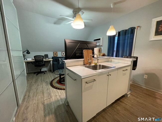 Building Photo - 134-138 Washington Ave