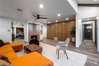 Building Photo - 7424 W 85th St
