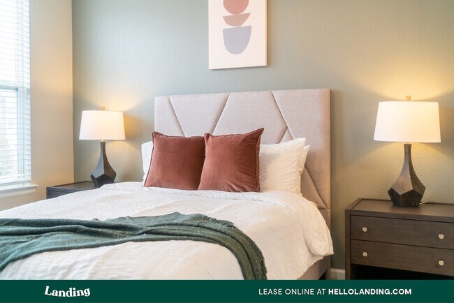 Building Photo - 11900 Newton St