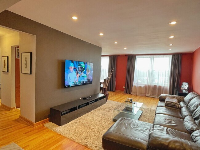 Foto del edificio - 2580 Ocean Pkwy