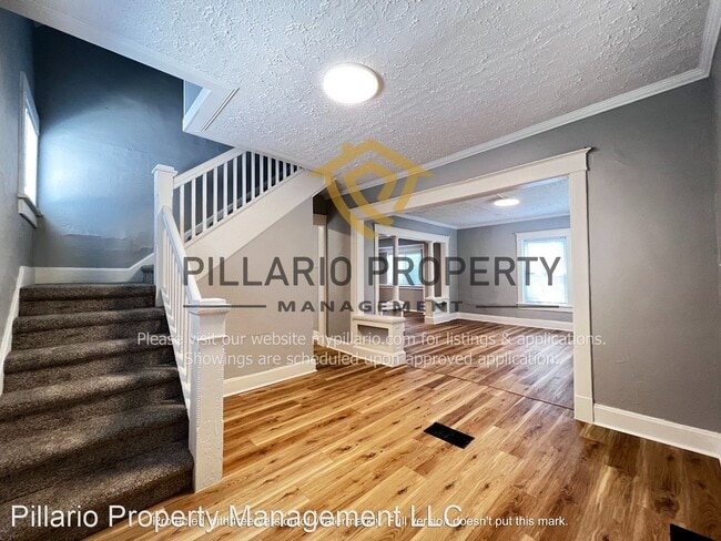 Building Photo - 3 br, 1.5 bath House - 853 N Parker Ave