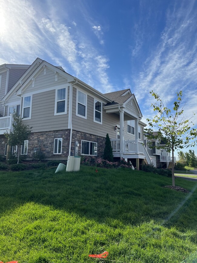 Building Photo - 3837 Currant Ln