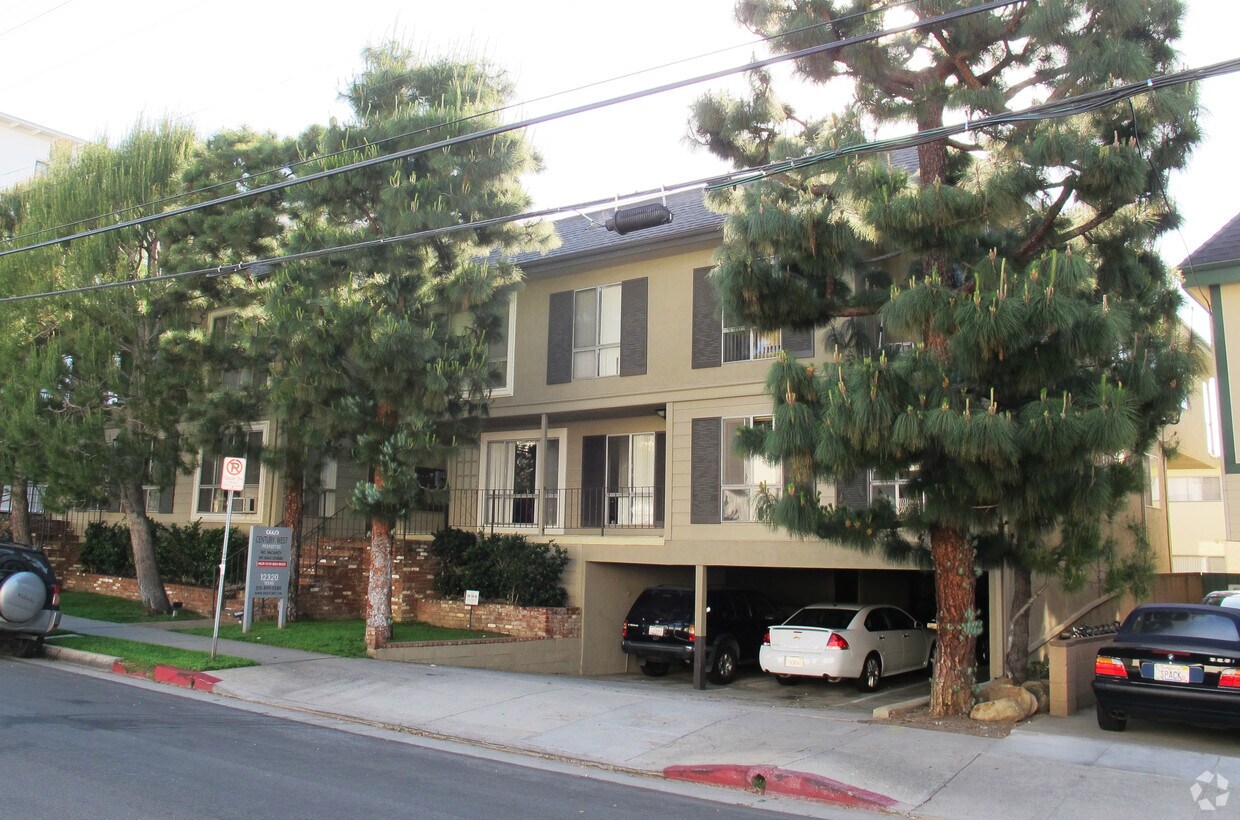 Primary Photo - 12320 Texas Ave