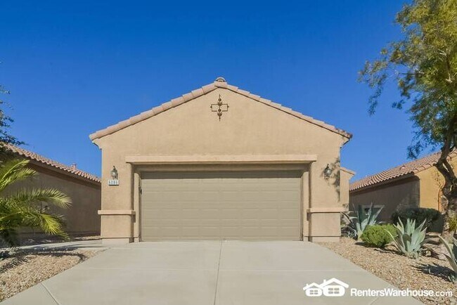 Building Photo - Single story 3 bed 2 bath in Stallion Moun...