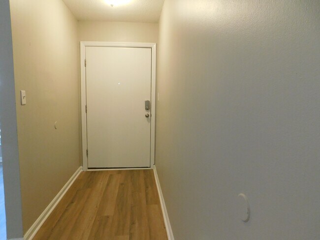 Foto del edificio - 270 Spring St SW