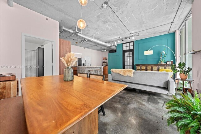 Foto del edificio - 444 NE 30th St