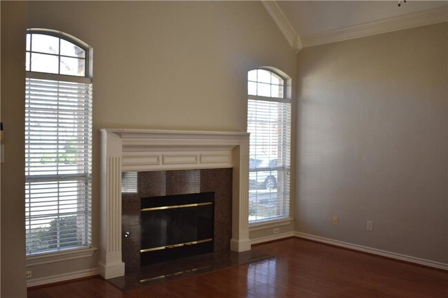 Building Photo - 6228 Park Meadow Ln