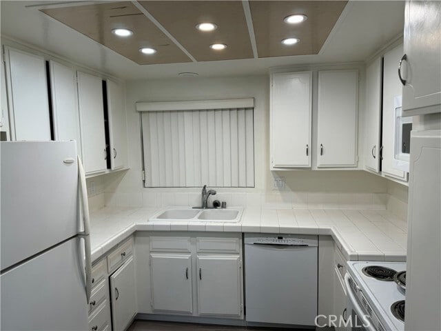Building Photo - 2399 Via Mariposa W