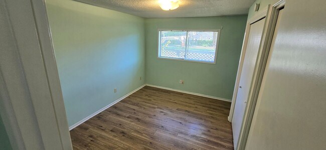 Foto del edificio - 3224 Summers Ln