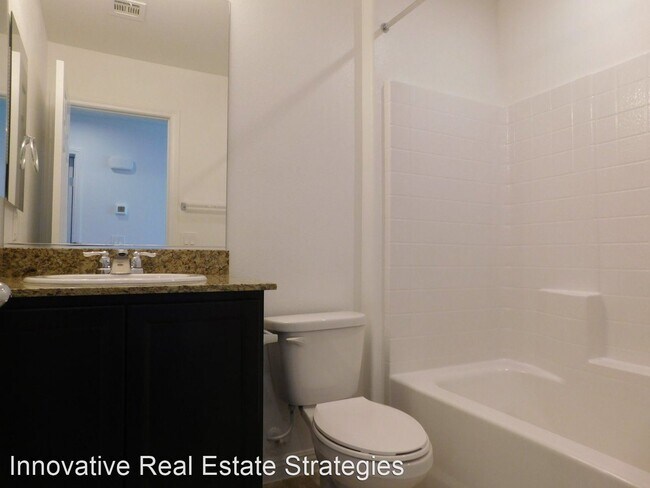 Building Photo - 3 br, 2.5 bath House - 4625 Pencester St
