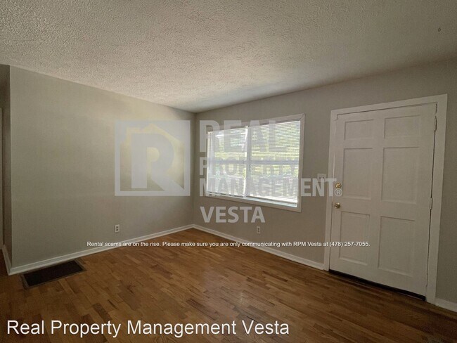 Building Photo - 3 br, 1 bath House - 4410 Vinson Avenue