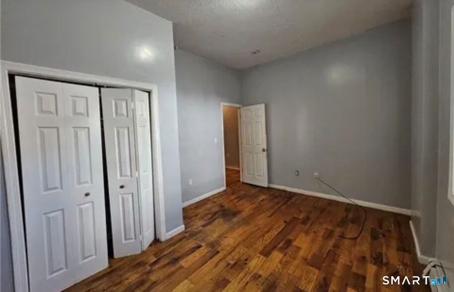 Foto del edificio - 784 Hallett St