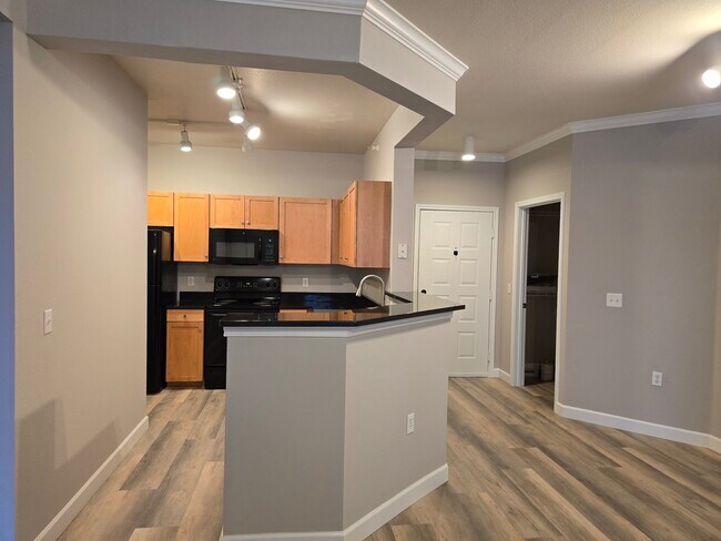 Foto del edificio - 13580 Technology Dr.