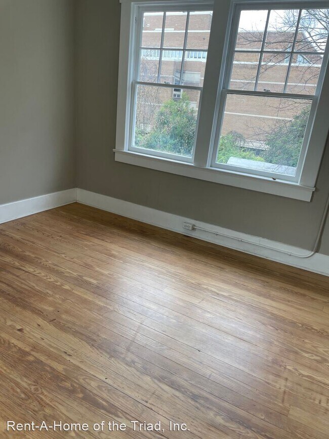 Foto del edificio - 2 br, 1 bath House - 322 A  S Tate Street ...