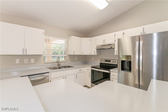 Foto del edificio - 610 SW 27th Terrace