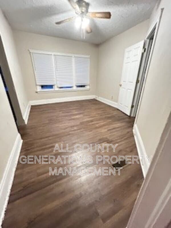 Foto del edificio - 16775 Libby Rd