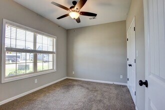 Building Photo - 2022 Jackie Lorraine Drive