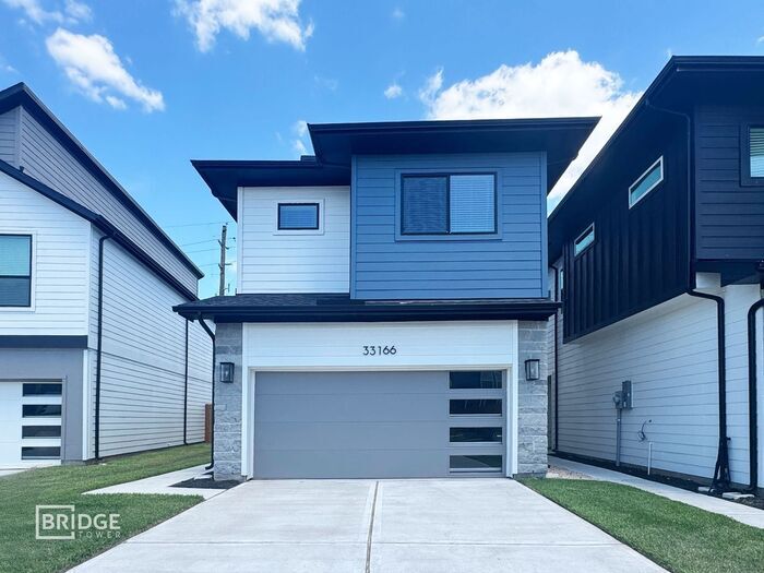 Foto principal - 33166 Willow Hts Ln