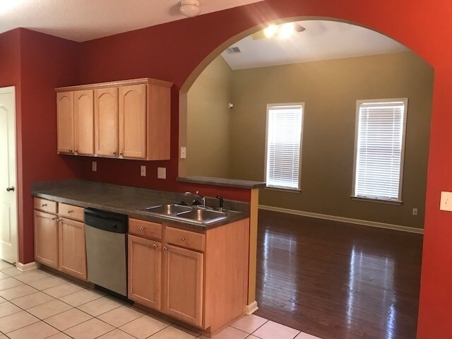 Building Photo - 9085 Chimneyrock Blvd.