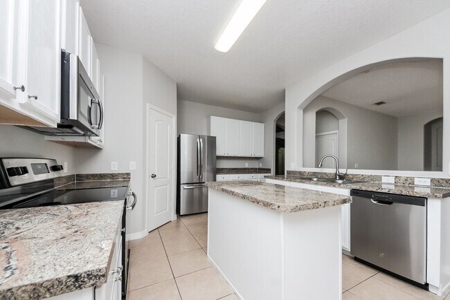 Foto del edificio - 2041 The Oaks Blvd