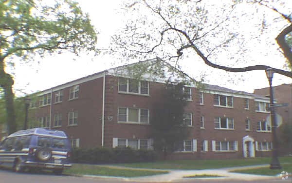 Primary Photo - 1008 Crain St